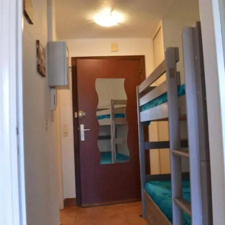 : Avec Piscine, Parking, Climatisation Et Terrasse - Fr-1-226-294 * Сент-Максим