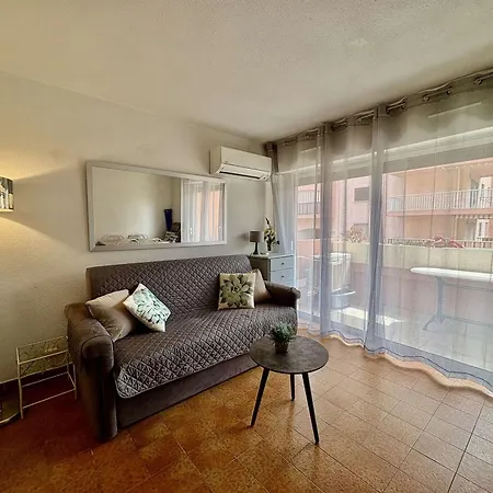 : Avec Piscine, Parking, Climatisation Et Terrasse - Fr-1-226-294 Apartamento Sainte-Maxime